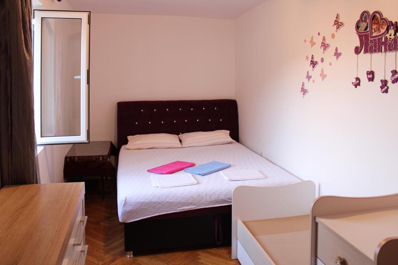 Apartman Lana Petrovac Exterior foto