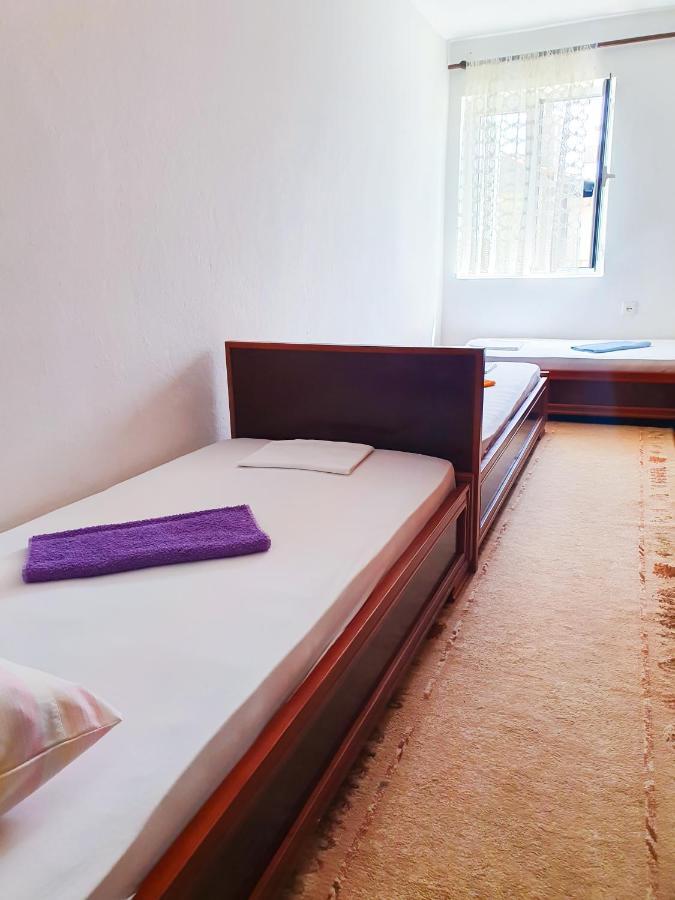 Apartman Lana Petrovac Exterior foto